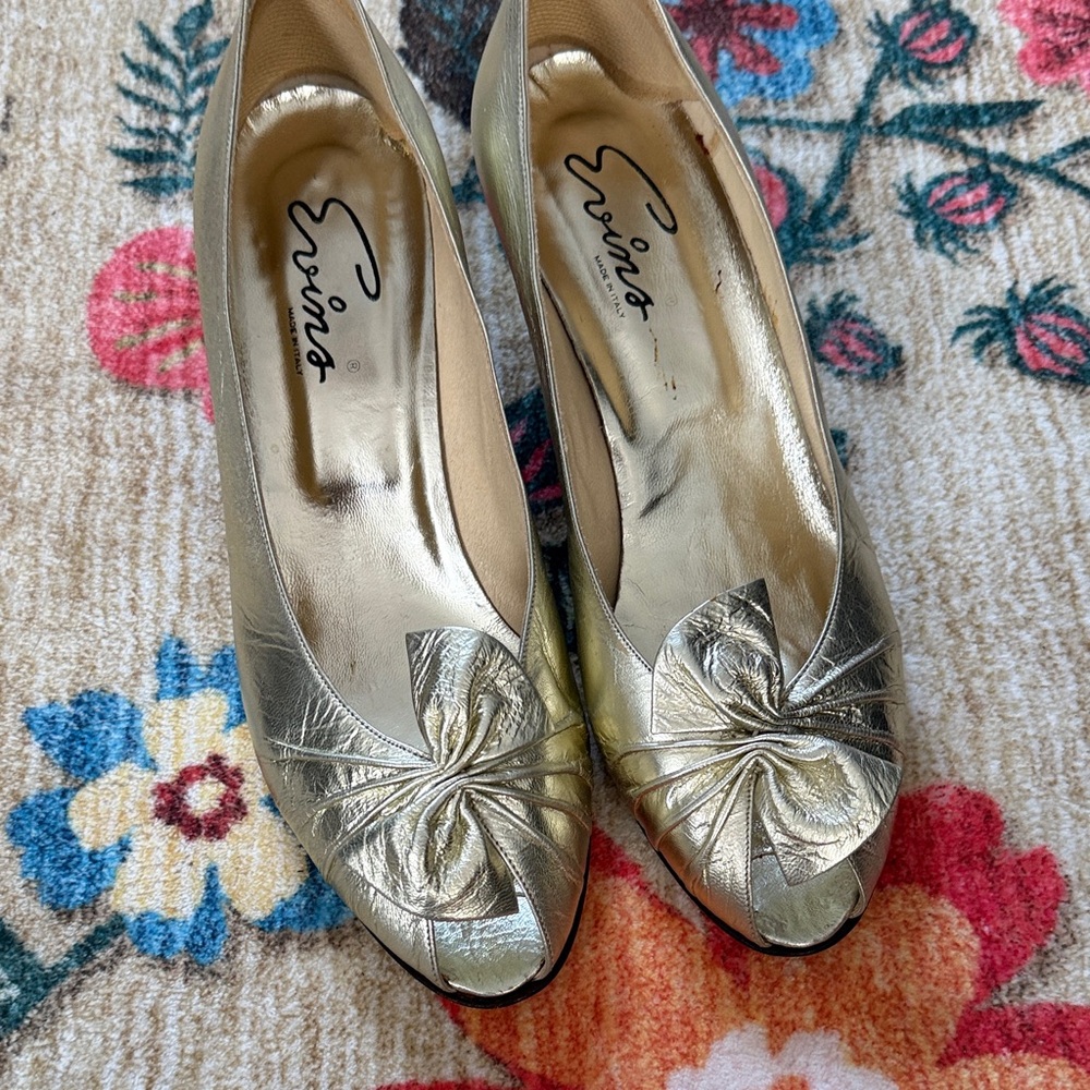 Gold Women's Heels, Size 8